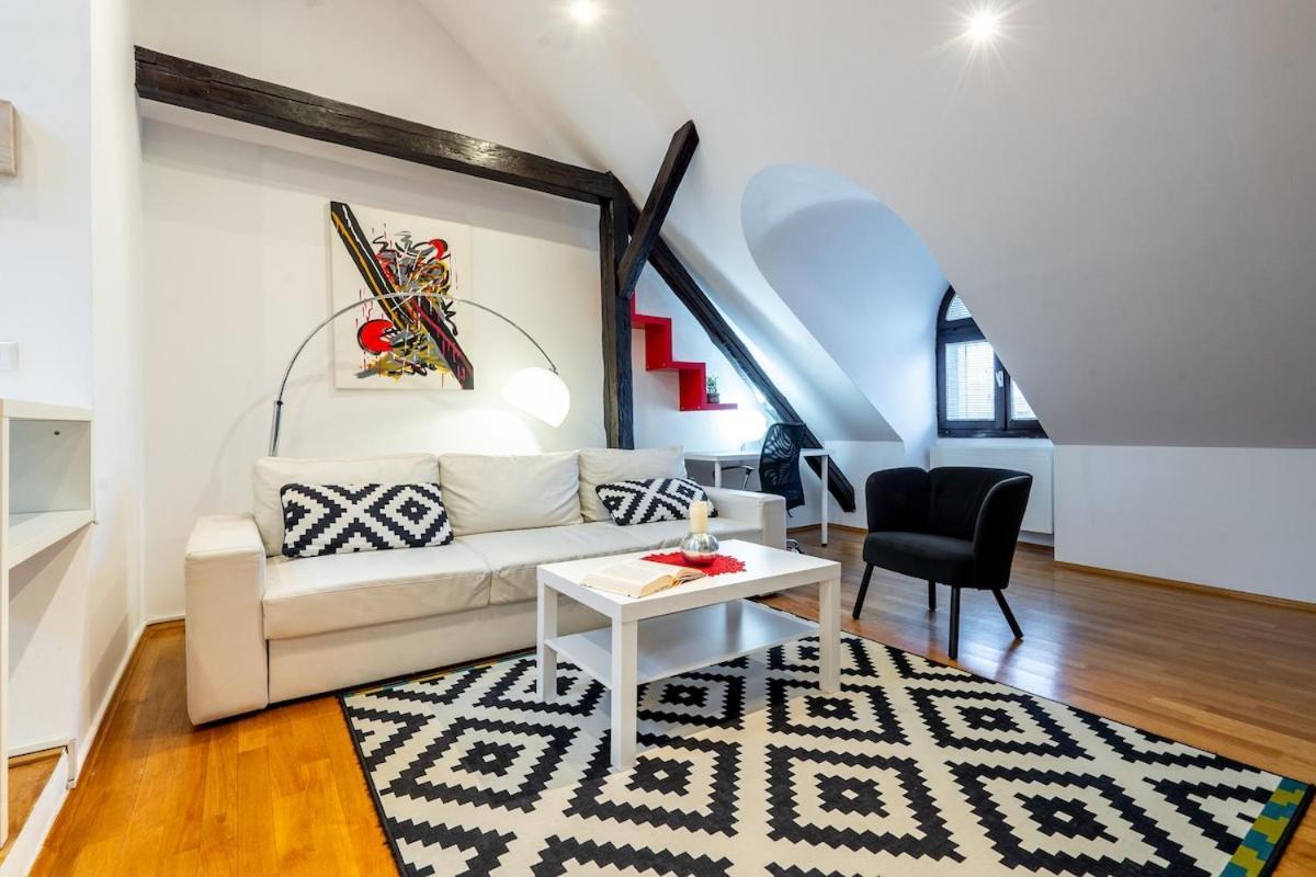 Modern Apartment Centrally Located Zágráb Kültér fotó